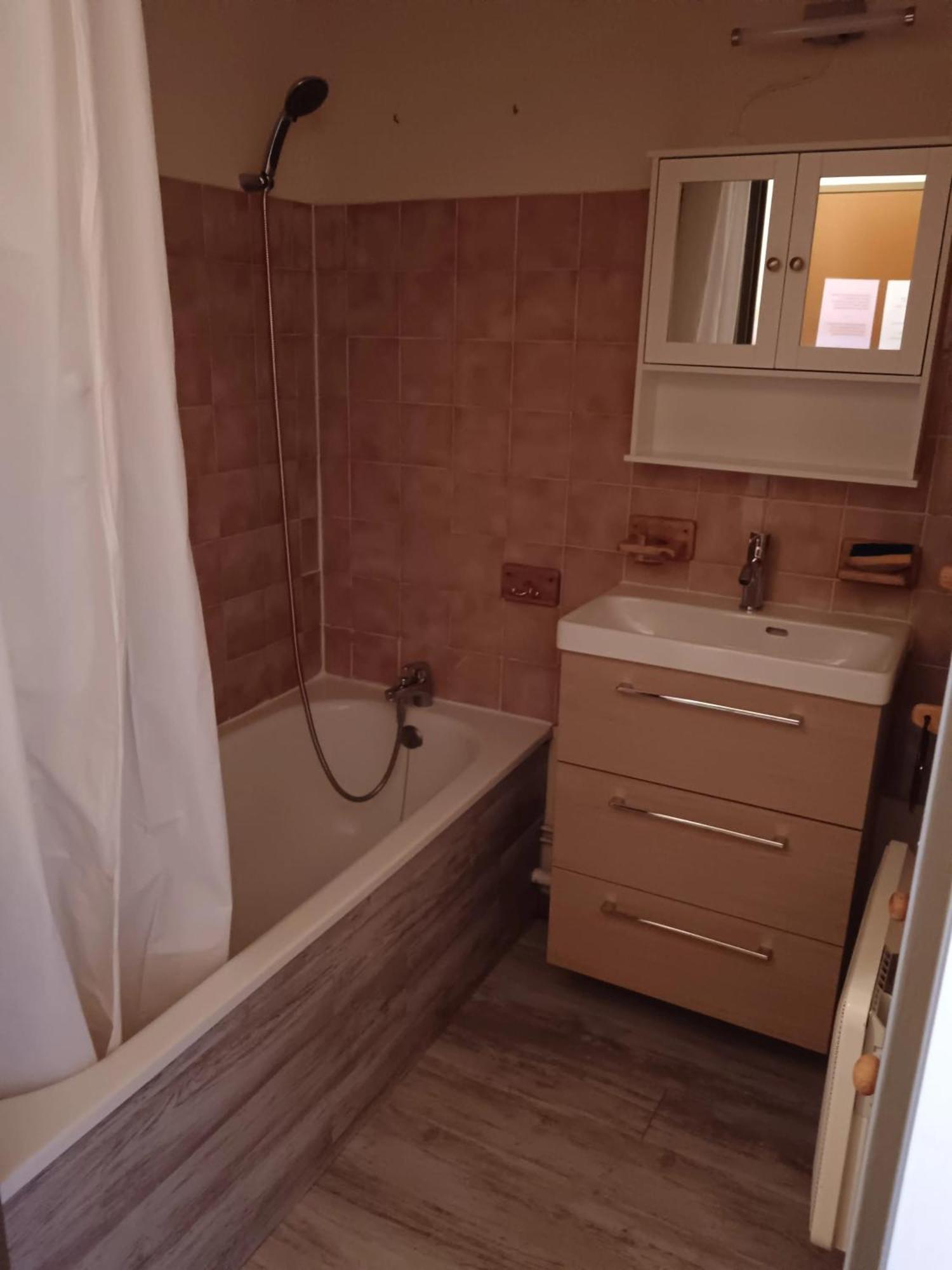 Appartement Confortable Avec Vue Sur La Montagne นอเทรอ-ดาม-เด-เบลล์คอมบ์ ภายนอก รูปภาพ